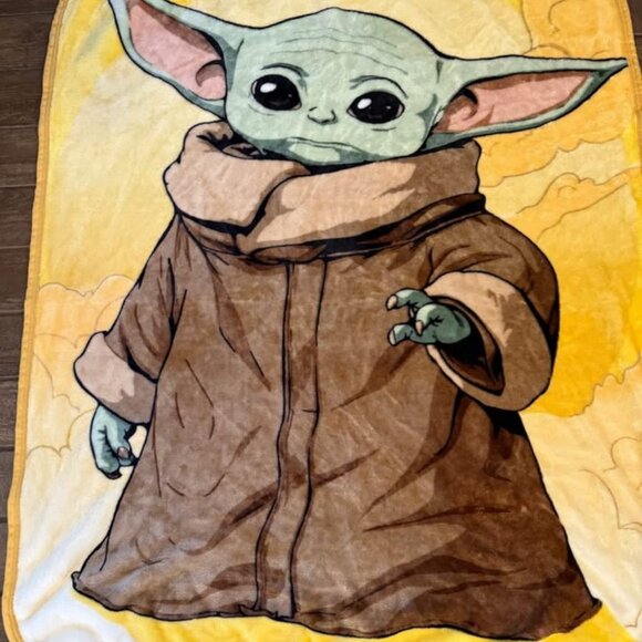 Kids Star Wars‎ Grogu Fleece Throw Blanket-46.5 x 38.5-Barely Used! - Picture 2 of 4